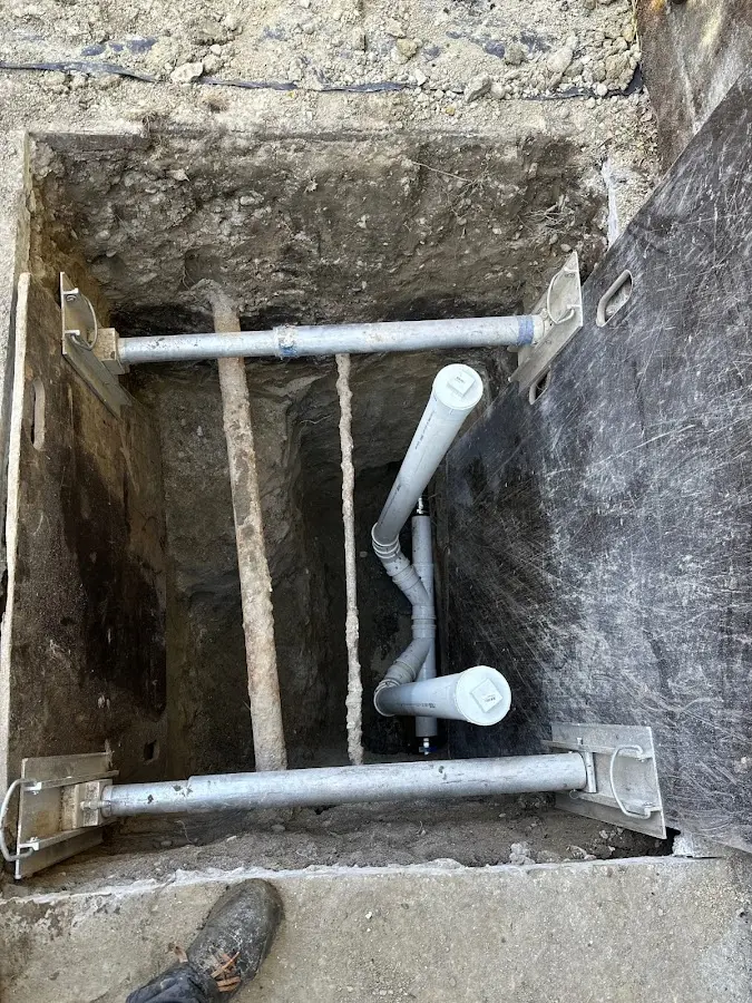 Experienced plumber completing Gas Line Repair work in Chantilly
